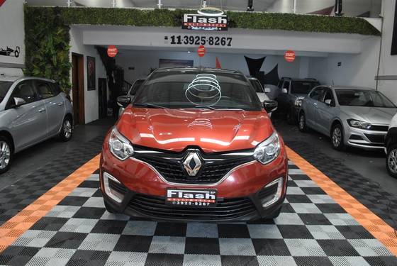 RENAULT CAPTUR 1.6 16V SCE FLEX LIFE X-TRONIC RENAULT CAPTUR 1.6 16V SCE FLEX LIFE X-TRONIC